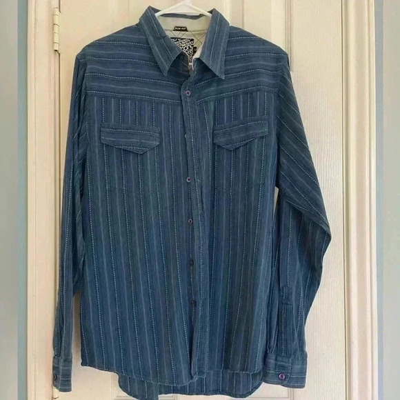 Billabong Button Down Casual Shirt size Large Beach. Surf. - Picture 1 of 6
